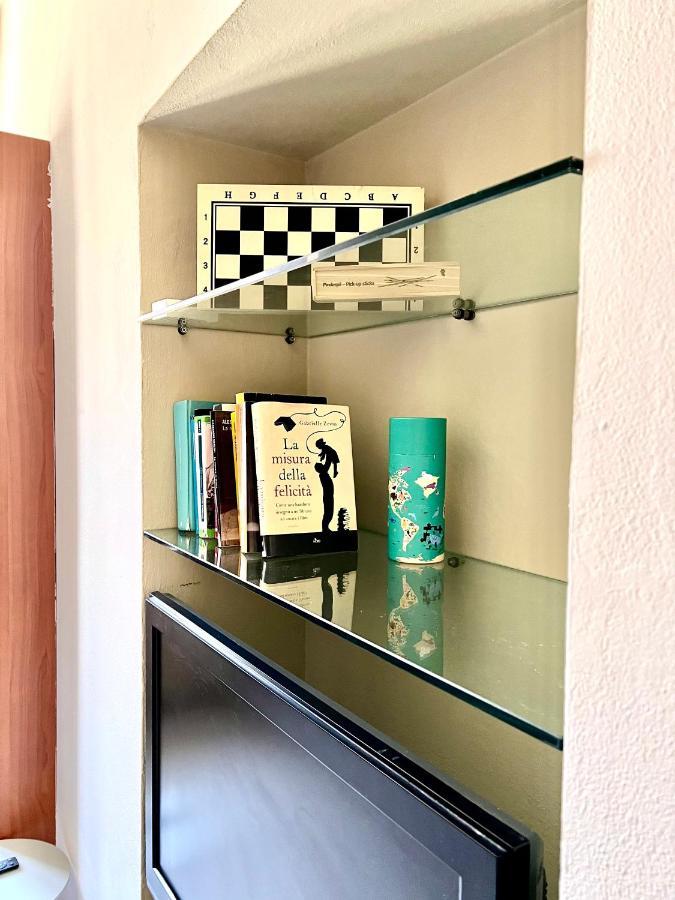 Appartamento In Centro Storico "La Casa Di Cri" Άστι Εξωτερικό φωτογραφία