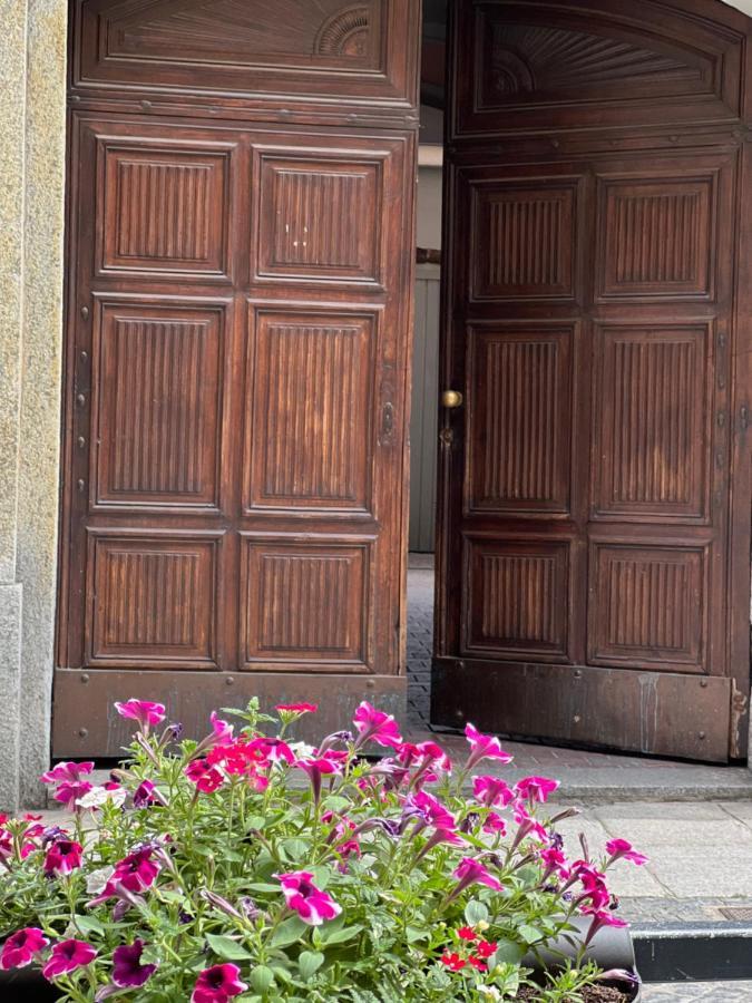 Appartamento In Centro Storico "La Casa Di Cri" Άστι Εξωτερικό φωτογραφία