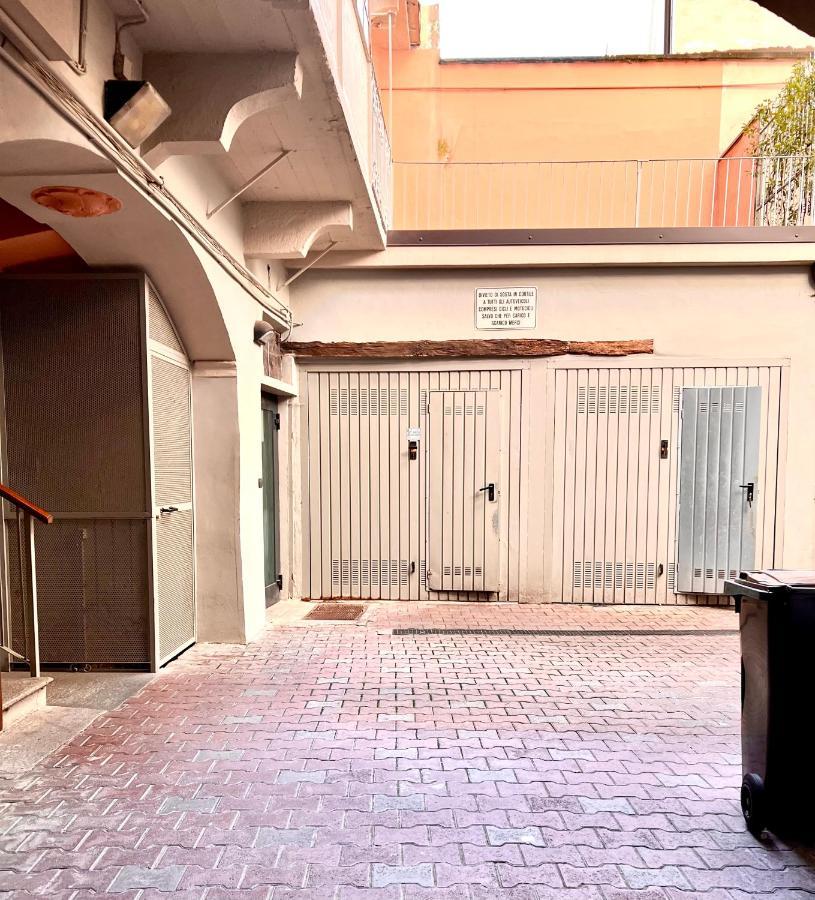 Appartamento In Centro Storico "La Casa Di Cri" Άστι Εξωτερικό φωτογραφία